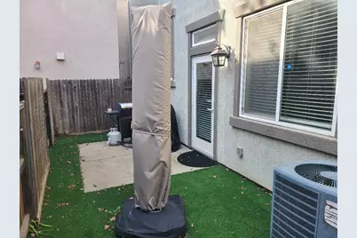 5012 Wuthering Avenue, Sacramento, CA 95823 - Photo 29