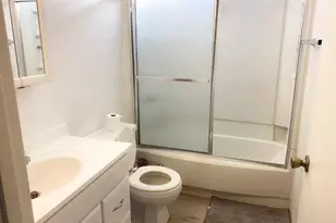 7019 Village Green Dr, Stockton, CA 95210 - Photo 5