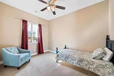 209 Fall Avenue, Patterson, CA 95363 - Photo 9