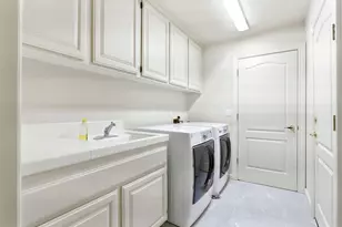 3723 Modoc Pl, Davis, CA 95618 - Photo 17