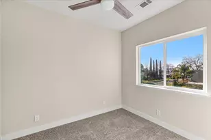 2379 E Willow St, Stockton, CA 95205 - Photo 25