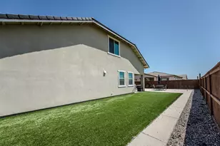 2000 Banks Pl, Woodland, CA 95776 - Photo 45