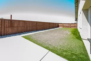 2000 Banks Pl, Woodland, CA 95776 - Photo 47