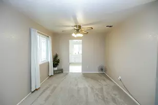 495 Valdapena Way, Escalon, CA 95320 - Photo 11