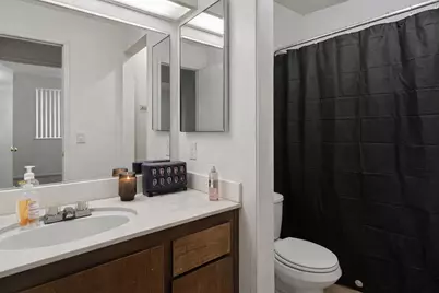 7242 Aberfeldy Way, Sacramento, CA 95842 - Photo 21