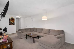 7242 Aberfeldy Way, Sacramento, CA 95842 - Photo 13