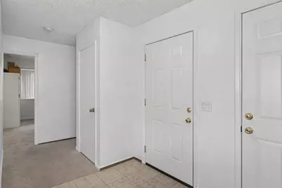 7242 Aberfeldy Way, Sacramento, CA 95842 - Photo 11