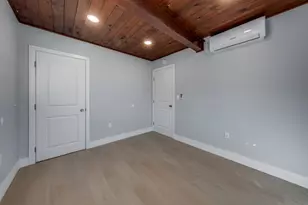 2680 Grove Ave, Sacramento, CA 95815 - Photo 19