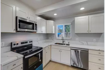 2680 Grove Avenue, Sacramento, CA 95815 - Photo 13