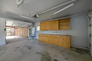 610 Hernandez Ln, Roseville, CA 95678 - Photo 33