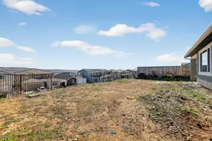 3382 Trumpet Vine Dr, Folsom, CA 95630 - Photo 35