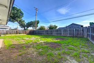 6310 38th Ave, Sacramento, CA 95824 - Photo 35