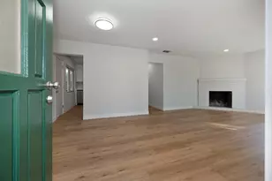 6310 38th Ave, Sacramento, CA 95824 - Photo 17