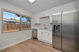 6310 38th Ave, Sacramento, CA 95824 - Photo 25