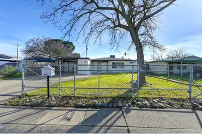 6310 38th Avenue, Sacramento, CA 95824 - Photo 9