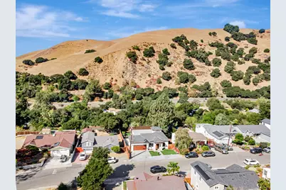 38075 Stenhammer Drive, Fremont, CA 94536 - Photo 59