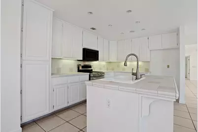 1040 Copper Park Lane, Modesto, CA 95355 - Photo 15