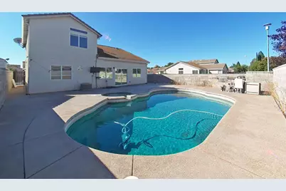 5925 Livorno Way, Elk Grove, CA 95757 - Photo 9