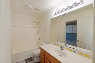 5925 Livorno Way, Elk Grove, CA 95757 - Photo 11