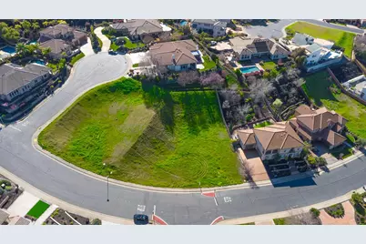 703 Glen-Mady Way, Folsom, CA 95630 - Photo 3