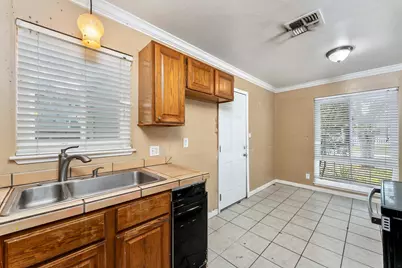 4817 Concord Road, Sacramento, CA 95820 - Photo 13