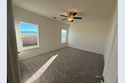 1105 E Orange Street, Avenal, CA 93204 - Photo 23