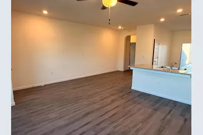 1105 E Orange Street, Avenal, CA 93204 - Photo 9