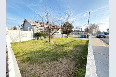 308 N Grant Avenue, Manteca, CA 95336 - Photo 3