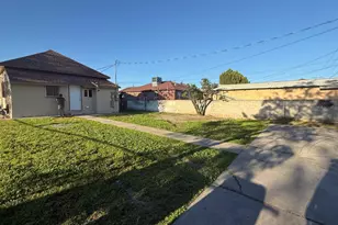 2006 E Lafayette St, Stockton, CA 95205 - Photo 5