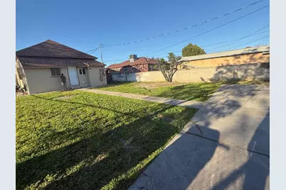 2006 E Lafayette Street, Stockton, CA 95205 - Photo 3