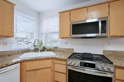 8644 Travary Way, Antelope, CA 95843 - Photo 9