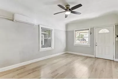 2236 32nd Street, Sacramento, CA 95817 - Photo 5