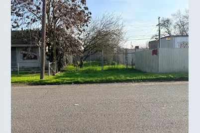 2368 E Weber Avenue, Stockton, CA 95205 - Photo 1