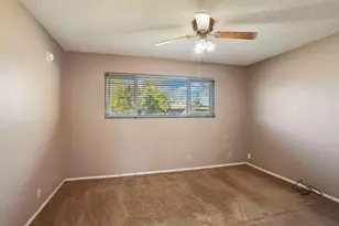 8402 Roxburgh Way, Stockton, CA 95209 - Photo 15