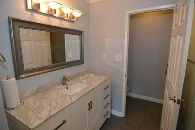 1200 Lakewood Avenue #12, Modesto, CA 95355 - Photo 5