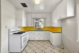 1220 55th St, Sacramento, CA 95819 - Photo 49