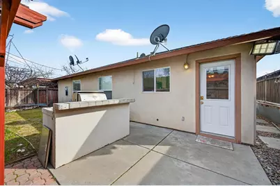 115 Arcade Boulevard, Sacramento, CA 95815 - Photo 19