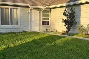 1352 N Saint Francis Dr, Los Banos, CA 93635 - Photo 3