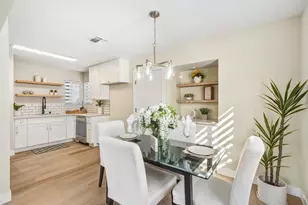 14 La Jacque Ct, Sacramento, CA 95823 - Photo 9