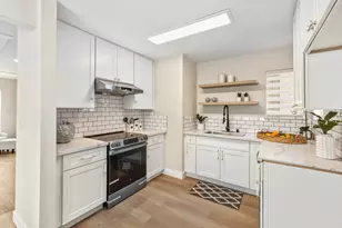 14 La Jacque Ct, Sacramento, CA 95823 - Photo 11