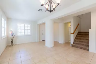 5706 Tres Piezas Dr, Sacramento, CA 95835 - Photo 21