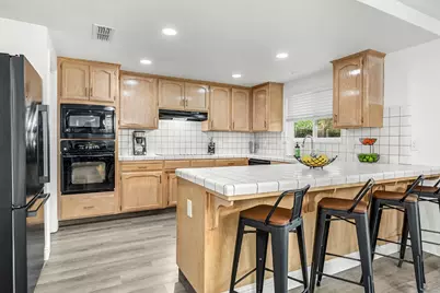 2488 Beechwood Way, Madera, CA 93637 - Photo 17