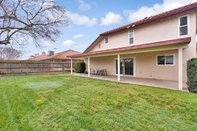 2488 Beechwood Way, Madera, CA 93637 - Photo 37