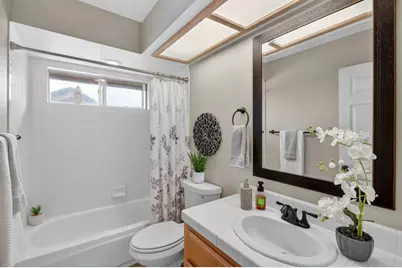 7817 Melfort Way, Elk Grove, CA 95758 - Photo 41