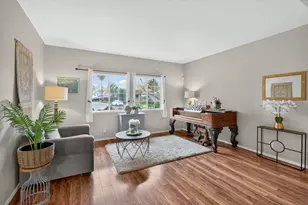 7817 Melfort Way, Elk Grove, CA 95758 - Photo 15