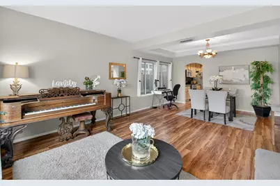 7817 Melfort Way, Elk Grove, CA 95758 - Photo 17