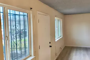 1 La Pera Ct, Sacramento, CA 95823 - Photo 3