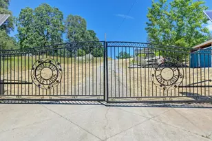 4941 D Agostini Dr, Somerset, CA 95684 - Photo 7