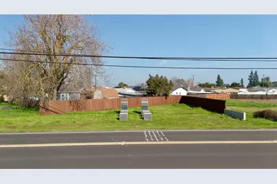 2310 Main Street, Escalon, CA 95320 - Photo 1