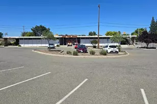 120 Ascot Dr, Roseville, CA 95661 - Photo 1